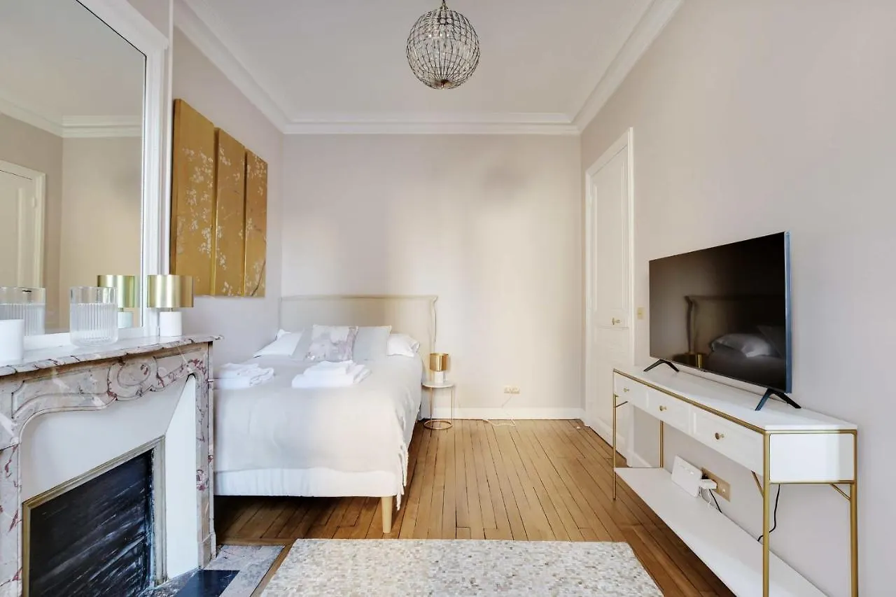 Charming Studio - 2P- Parc Monceau Paris