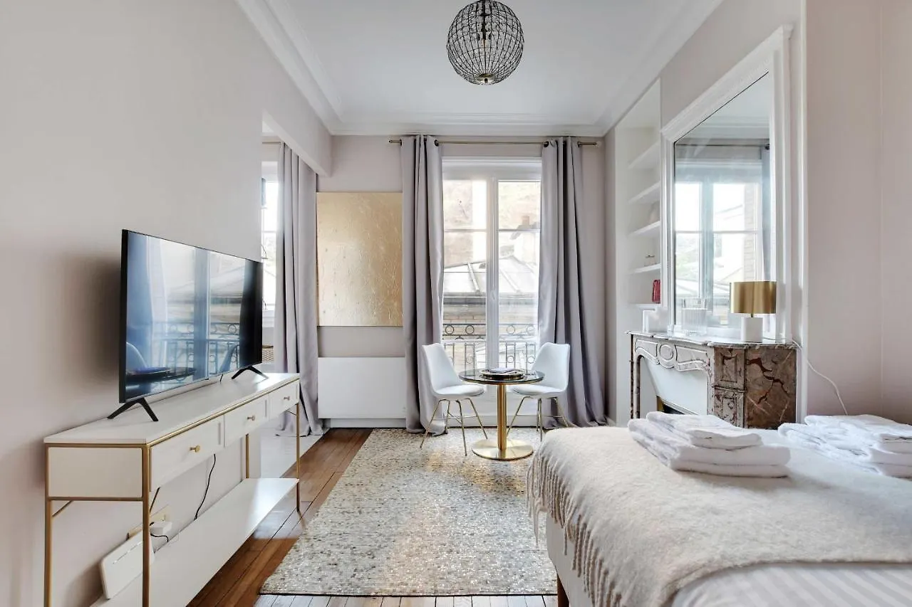 Charming Studio - 2P- Parc Monceau Paris