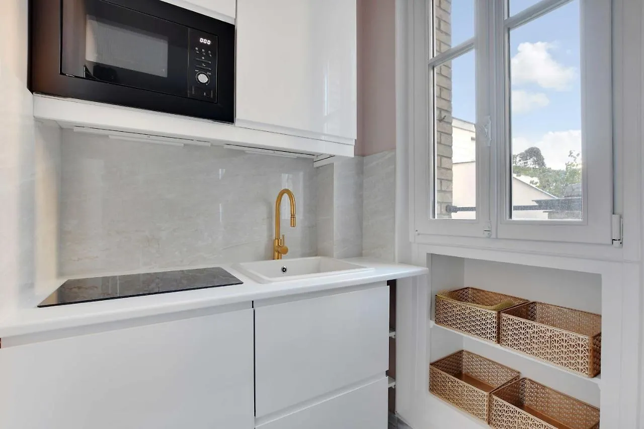 Apartment Charming Studio - 2P- Parc Monceau Paris