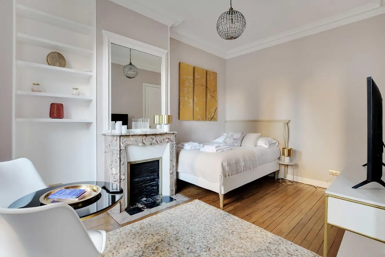 Charming Studio - 2P- Parc Monceau Paris France
