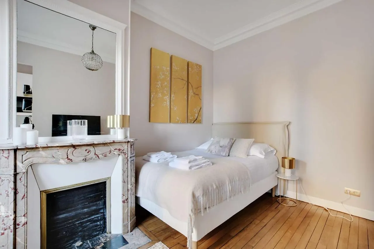 Charming Studio - 2P- Parc Monceau Paris Apartment