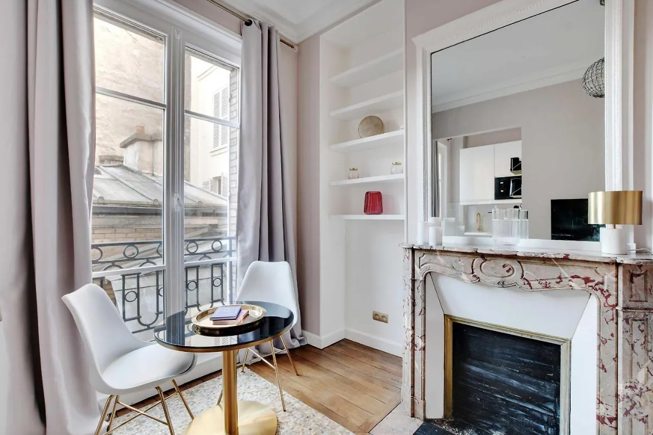 Apartment Charming Studio - 2P- Parc Monceau Paris France